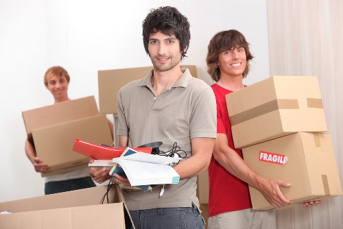 Packing and loading support for a flat move in Crystal Palace